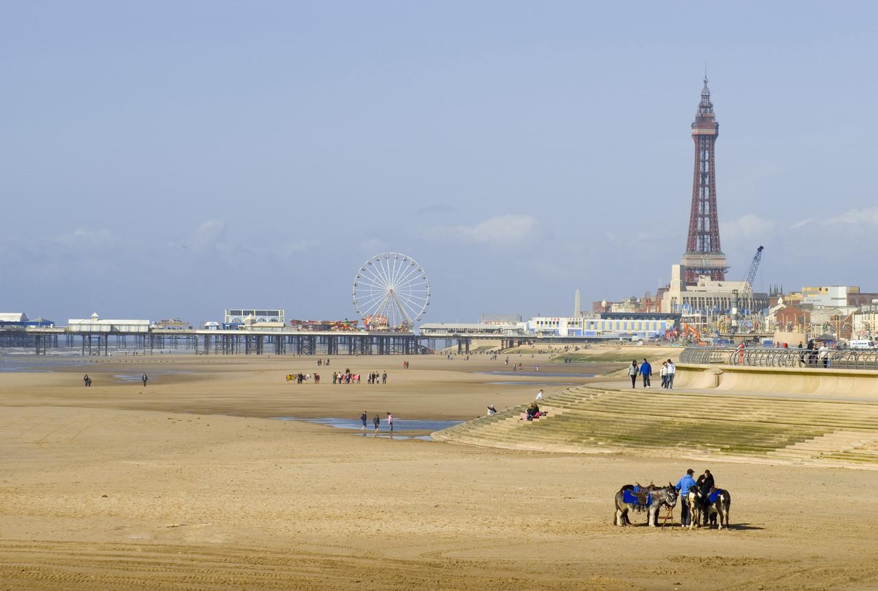 The Blenheim Mount Hotel Blackpool Esterno foto